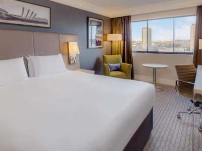 bedroom 2 - hotel doubletree by hilton glasgow central - glasgow, united kingdom