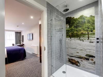 bathroom - hotel mercure inverness - inverness, united kingdom