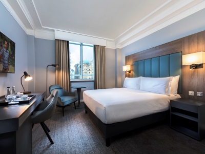 bedroom 1 - hotel queens - leeds, united kingdom