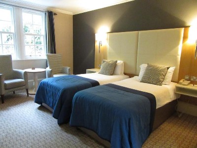 bedroom 4 - hotel oulton hall hotel, spa and golf resort - leeds, united kingdom