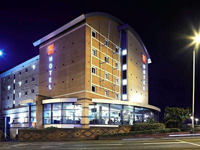 exterior view 2 - hotel ibis leicester city - leicester, united kingdom