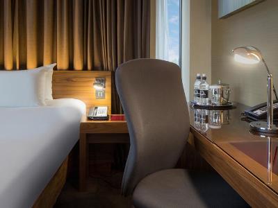 bedroom 3 - hotel hilton liverpool city centre - liverpool, united kingdom