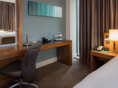 bedroom 4 - hotel hilton liverpool city centre - liverpool, united kingdom