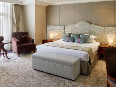 bedroom 1 - hotel landmark - london, united kingdom
