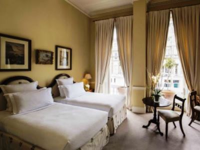 bedroom - hotel cranley - london, united kingdom