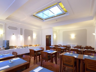 restaurant - hotel astor court - london, united kingdom