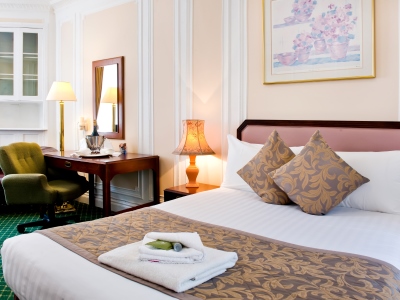 bedroom 2 - hotel astor court - london, united kingdom