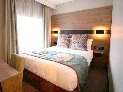 bedroom 1 - hotel merit kensington - london, united kingdom