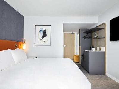 bedroom 4 - hotel hyatt regency london stratford - london, united kingdom