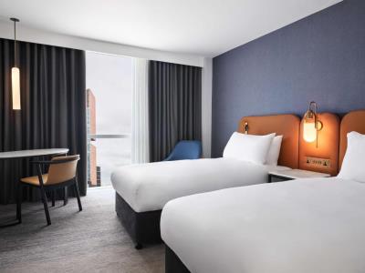 bedroom 5 - hotel hyatt regency london stratford - london, united kingdom