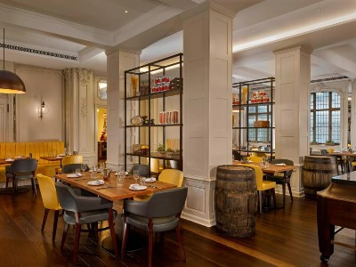 restaurant - hotel sheraton grand park lane - london, united kingdom