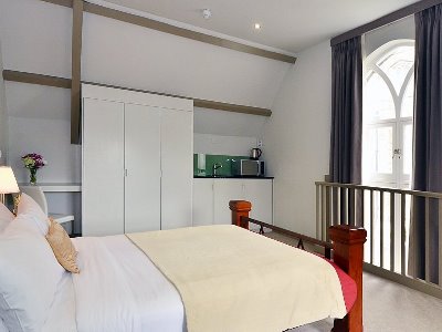 bedroom 6 - hotel arch hotel - london, united kingdom
