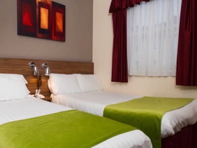 bedroom 1 - hotel dover - london, united kingdom