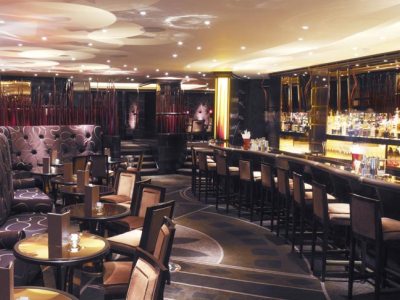 bar - hotel the dorchester - london, united kingdom