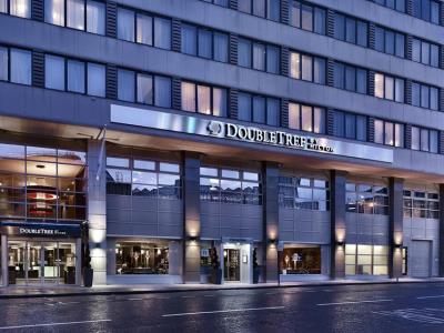 exterior view - hotel doubletree by hilton london victoria - london, united kingdom