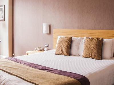 bedroom - hotel city - londonderry-n.irl, united kingdom