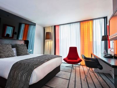 bedroom 1 - hotel crowne plaza manchester city centre - manchester, united kingdom