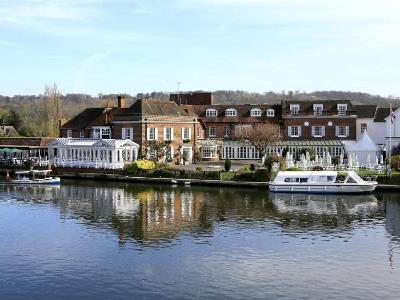exterior view - hotel macdonald compleat angler - marlow, united kingdom
