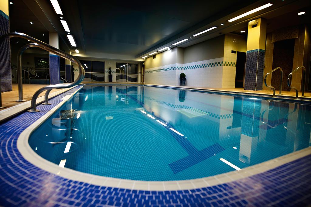 indoor pool - hotel hilton newcastle gateshead - newcastle u tyne, united kingdom