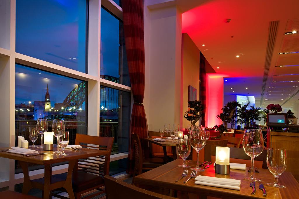 restaurant - hotel hilton newcastle gateshead - newcastle u tyne, united kingdom