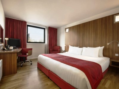 bedroom - hotel ramada encore newcastle-gateshead - newcastle u tyne, united kingdom