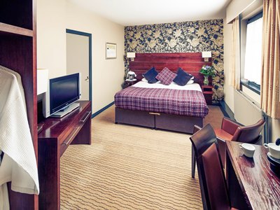 bedroom 1 - hotel mercure perth - perth, united kingdom