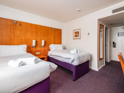 bedroom 3 - hotel milestone peterborough,sure collection - peterborough, united kingdom