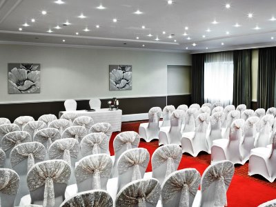 conference room 1 - hotel portsmouth marriott - portsmouth, united kingdom