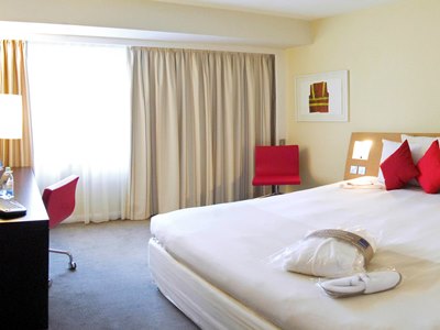 bedroom - hotel novotel reading centre - reading, united kingdom
