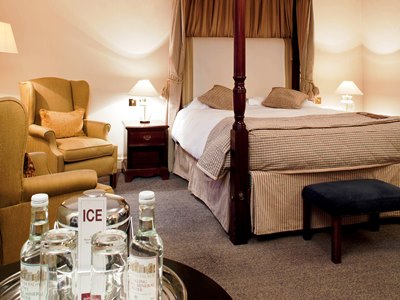 bedroom 1 - hotel mercure salisbury white hart - salisbury, united kingdom