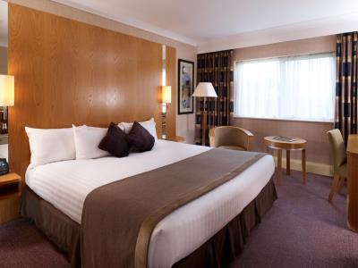 bedroom - hotel doubletree by hilton sheffield park - sheffield, united kingdom