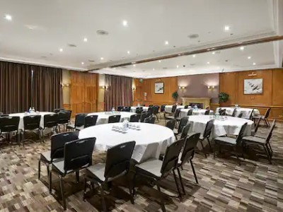conference room - hotel doubletree by hilton southampton - southampton, united kingdom