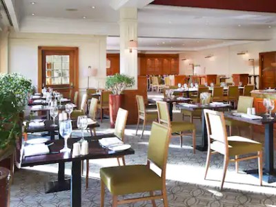 restaurant - hotel doubletree by hilton southampton - southampton, united kingdom