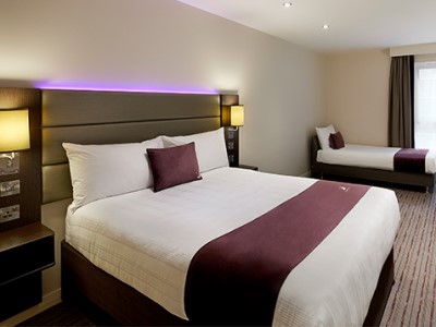 bedroom 2 - hotel premier inn southampton city centre - southampton, united kingdom