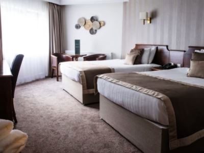bedroom - hotel bredbury hall - stockport, united kingdom
