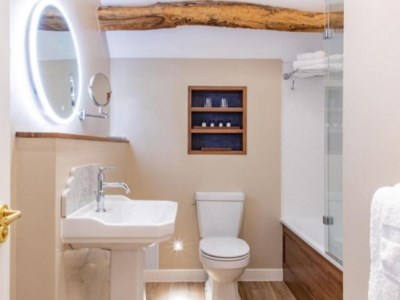 bathroom - hotel billesley manor - stratford-upon-avon, united kingdom