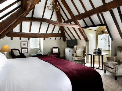 bedroom 2 - hotel macdonald alveston manor - stratford-upon-avon, united kingdom