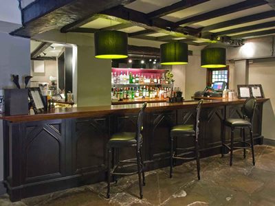 bar - hotel mercure shakespeare - stratford-upon-avon, united kingdom