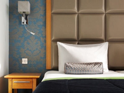 bedroom 1 - hotel stratford manor - stratford-upon-avon, united kingdom