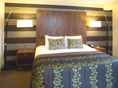 bedroom 1 - hotel doubletree stratford-upon-avon - stratford-upon-avon, united kingdom