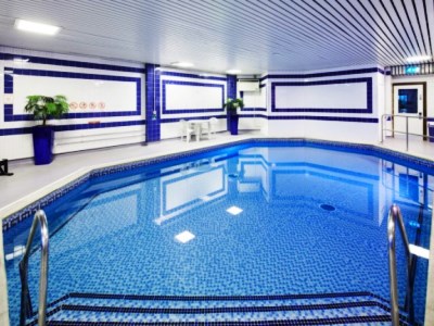indoor pool - hotel mercure swansea - swansea, united kingdom