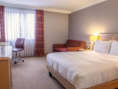 bedroom 2 - hotel doubletree by hilton swindon - swindon, united kingdom