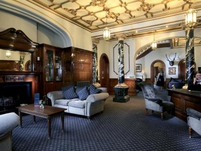 lobby - hotel macdonald kilhey court hotel and spa - wigan, united kingdom