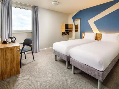 bedroom 3 - hotel ibis budget london heathrow central - heathrow airport, united kingdom