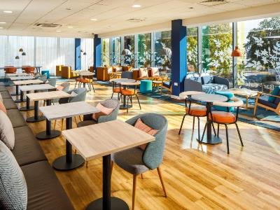 restaurant - hotel ibis budget london heathrow central - heathrow airport, united kingdom