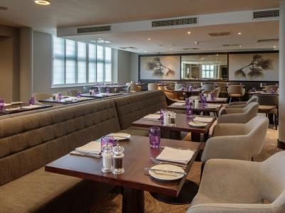 restaurant - hotel doubletree by hilton london heathrow - heathrow airport, united kingdom