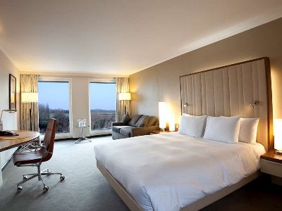 bedroom - hotel hilton london heathrow airport t5 - heathrow airport, united kingdom