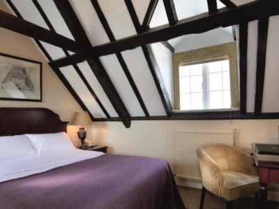 bedroom 1 - hotel macdonald bear - woodstock, united kingdom