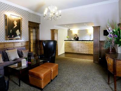 lobby - hotel macdonald berystede - ascot, united kingdom