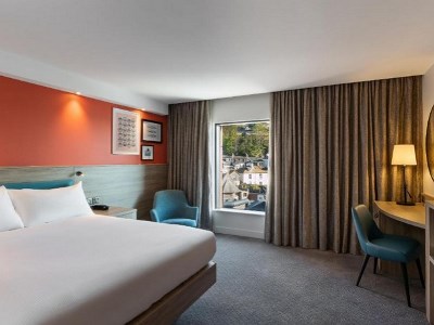 bedroom 2 - hotel hampton by hilton torquay - torquay, united kingdom